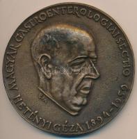 Borsos Miklós (1906-1990) 1982. &quot;Magyar Gastroenterologiai Sectio Hetényi Géza 1894-1959 / Hetényi Géza Emlékelőadás Keszthely&quot; Br emlékérem (100mm) dísztokban T:2