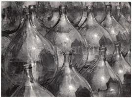 cca 1970-1980 Gebhardt György (1910-1993): Csendélet, vintage fotóművészeti alkotás, feliratozva, 18x24 cm