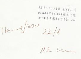 cca 1970-1980 Csigó László: Juhász, a kis kedvencével, pecséttel jelzett vintage fotó, 23x16 cm