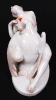 Herendi Léda a hattyúval, kézzel festett, jelzett, hibátlan, m:13,5 cm, h:20 cm