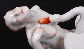 Herendi Léda a hattyúval, kézzel festett, jelzett, hibátlan, m:13,5 cm, h:20 cm