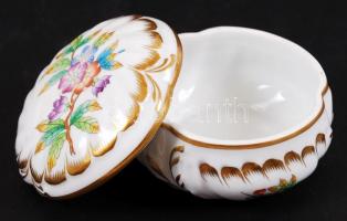 Herendi Viktória mintás kis dobozka, kézzel festett, hibátlan, jelzett, d:8,5 cm, m:5 cm