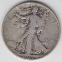 Amerikai Egyesült Államok 1937. 1/2$ Ag "Walking Liberty" T:3
USA 1937. 1/2$ Ag "Walk...