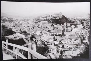 cca 1980 Régi budapesti 1890-1900-as évekből származó városképek, épületfotók későbbi másolatai, 12 ...