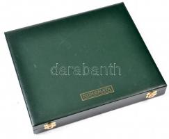 Éremtartó kazetta zöld színben 1 kivehető tálcával, összesen 24 férőhellyel, jó állapotban!