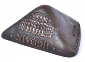 Szabó Imrefai Béla (1952-): MTA Nivódíj. Bronz kis plasztika, jelzett, 10×8 cm