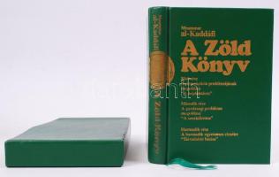 Muammar al-Kaddáfi: A Zöld Könyv. Bp., A Libiai Arab Népi Szocialista Dzsamáhirijja Népi Irodája. Kiadói műbőr kötés, védőtokkal, újszerű állapotban.