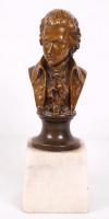 Jelzett (K) Mozart büszt, bronz, márvány talapzaton, m:13 cm