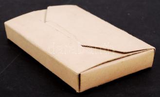 Szűz Mária hóráskönyv hasonmás kiadás. Bp., 1978. Helikon Kisérő tanulmánnyal védőtokban. Jó állapot...