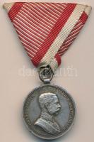 1917. &quot;Károly Ezüst Vitézségi Érem II. osztály&quot; kitüntetés mellszalaggal. Szign.: Kautsch (30mm) T:2,2- kis ph. &lt;br/&gt;Hungary 1917. &quot;Silver Medal for Bravery II class&quot; decoration on wartime ribbon Sign.: Kautsch C:aXF small edge error