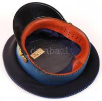 Rendőrsapka, közepes állapotban, méret:56