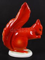 Hollóházi mókus, kézzel festett, jelzett, hibátlan, m:13 cm / Hollóháza chinaware squirrel