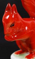 Hollóházi mókus, kézzel festett, jelzett, hibátlan, m:13 cm / Hollóháza chinaware squirrel