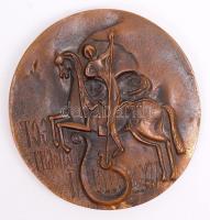 Ligeti Erika (1934-2004): Sárkányölő. Bronz plakett, két oldalas, jelzett, d:11 cm