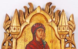 Stoyan Iliev: Város védő szent. Tempera, fa, faragott kerettel, hátul jelzett, sérült, 52×29 cm