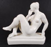 Pátzay Pál (1896-1979): Ülő női akt. Fehér mázas, jelzett, hibátlan, h:24 cm, m:21 cm