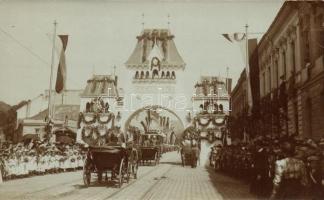 1897 Pozsony, ünnepség a Mária Terézia szobor leleplezése alkalmából / ceremony of the statue of Maria Theresa, photo