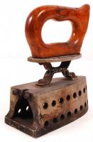 Kis szenes úti vasaló / Iron 14x15 cm