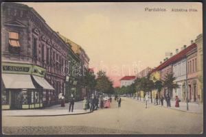 Pardubice, Alzbetina trída / Elizabeth street, shop of V. Singer (EK)