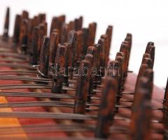 Cimbalom jó állapotban, hozzá való jó keménytokkal, ütőkkel