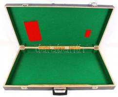 Cimbalom jó állapotban, hozzá való jó keménytokkal, ütőkkel