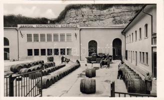 Budafok Hangya Weinkeller