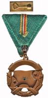 1961. "A Haza Szolgálatáért Emlékérem" Bronz fokozata műanyag szalagsávval adományozói tok...