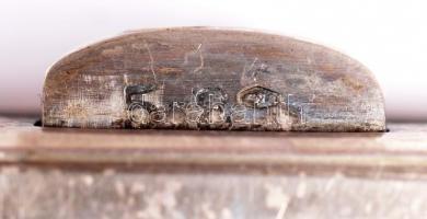 Monogramos (Ag.) ezüst cigaretta tálca, jelzett, jó állapotban, nettó: 143g, 12×8 cm