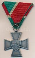 1940. "Nemzetvédelmi Kereszt / A Hazáért" kitüntetés mellszalaggal T:1
Hungary 1940. Natio...