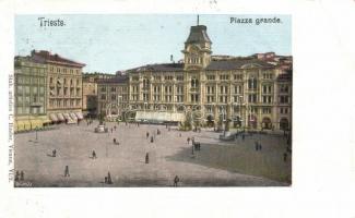 Trieste, Piazza grande / square (EB)