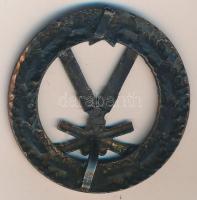 ~1950. "Kiváló megfigyelő" jelvény (42mm) T:2- (pánt hiányzik) R!