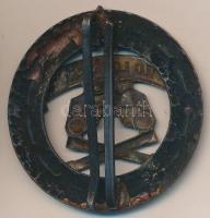 ~1950. "Kiváló lövészetért" jelvény (42mm) T:2 R!