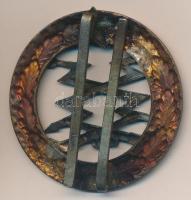 ~1950. "Kiváló légvédelmi tüzérségi hiradós" jelvény (42mm) T:2 R!