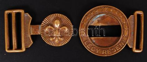 "Légy Résen" feliratú cserkész övcsat, hátul "V Nagy Sándor ucca 6." felirattal,...