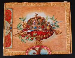 Magyar Királyi Dohányjövedék, papírragasztással díszített fa dobozka, 16x20x3 cm