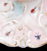 Antik német jelzett figurás gyertyatartó, kézzel festett, sérült, m:28,5 cm