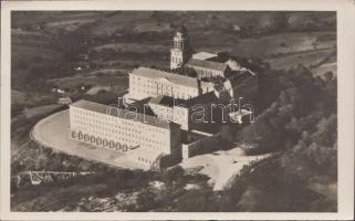 Pannonhalma, apátság