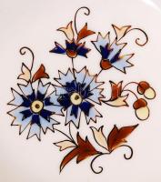 Kézzel festett búzavirág mintás Zsolnay porcelán tálka, jelzett, hibátlan, m:12 cm/
Handpainted Zsol...