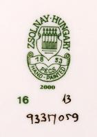 Kézzel festett búzavirág mintás Zsolnay porcelán tálka, jelzett, hibátlan, m:12 cm/
Handpainted Zsol...