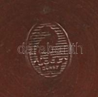 Fém kiöntők és egy shaker, jelzettek, összesen: 3 db