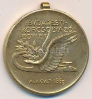 ~1910-1920. &quot;Budapesti Korcsolyázó Egylet - Házi verseny&quot; aranyozott díjérem (27mm) szign.:BERÁN N. BUDAPEST T:2