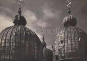 cca 1925-1935 Kerny István (1879-1963): Venezia, San Markó kupolái, feliratozott, aláírt vintage fot...