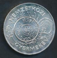 1979. 200Ft Ag "Nemzetközi gyermekév" T:BU