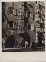 cca 1930-1940 Thöresz Dezső (1902-1963): Római hangulat, vintage fotó, jelzetlen, a szerző hagyatékából, képméret 19x17 cm