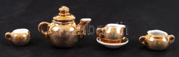 Baba teázó porcelán készlet (7 db)