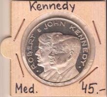 Amerikai Egyesült Államok DN "Robert és John Kennedy" ezüstözött emlékérem (35mm) T:PP USA ND "Robert and John Kennedy" silver-plated medallion (35mm) C:PP