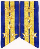 2db katonai zenész váll-lap rangjelzéssel / military musician epaulets