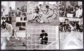 cca 1992 15 db fotó diósgyőri futballistákról és meccsekről, 24x18 cm