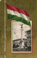 Szeged, Szabadság szobor, zászló / national flag litho (Rb)