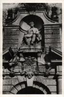 Nagyszalonta, Arany János szobra a csonka tornyon / statue, tower